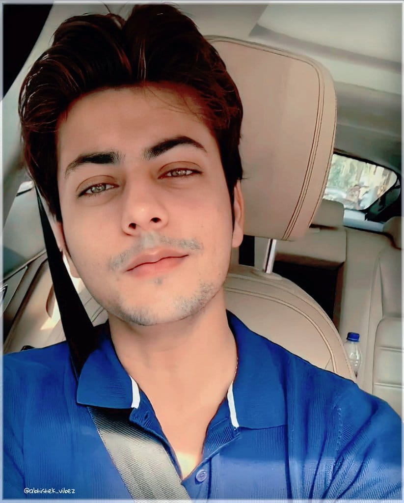 Hamza Anees — public profile photo